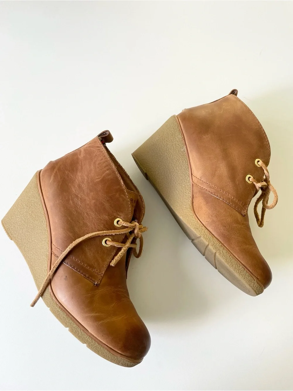 Sperry Top Sider Womens Harlow Burnished Wedge Pump size 7.5 Cognac Tobacco Tan